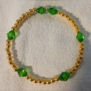 NWT Handcrafted Elegant Gold and Emerald (May), Beaded Bracelet